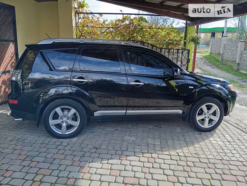 2008 mitsubishi outlander xl