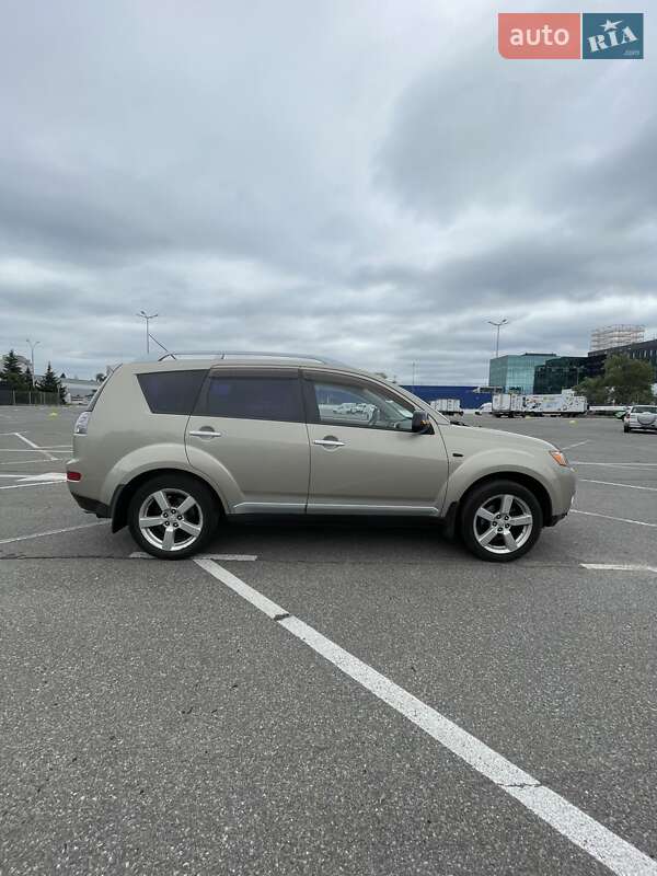 2008 mitsubishi outlander