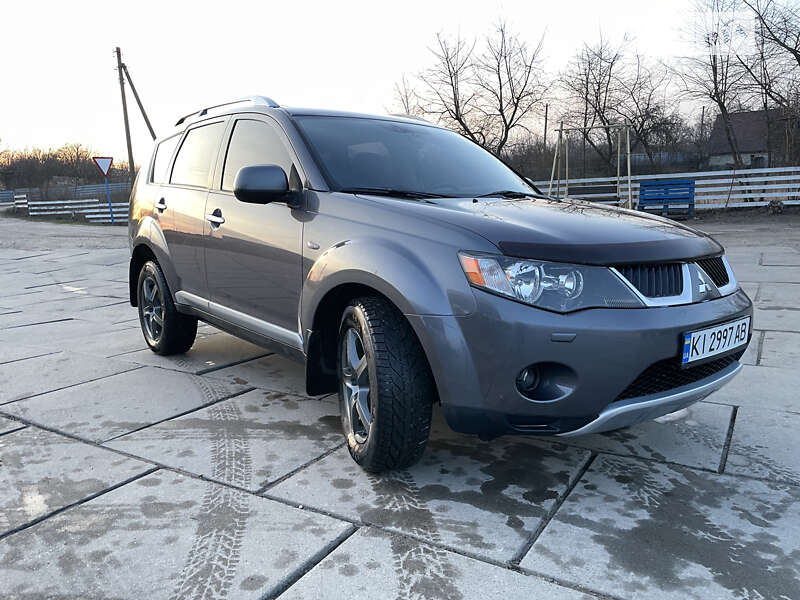 2008 mitsubishi outlander