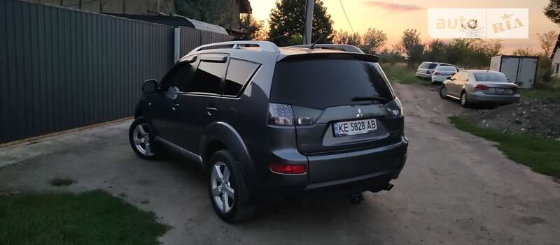 2008 mitsubishi outlander