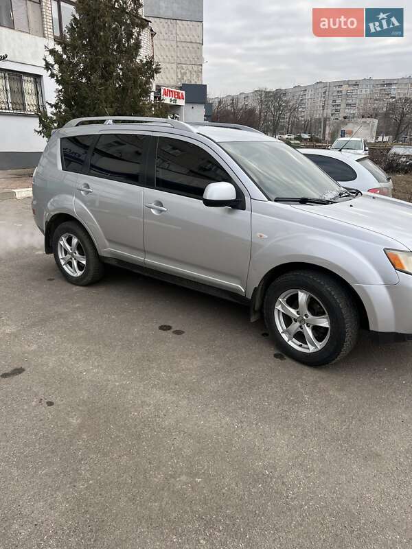2008 mitsubishi outlander