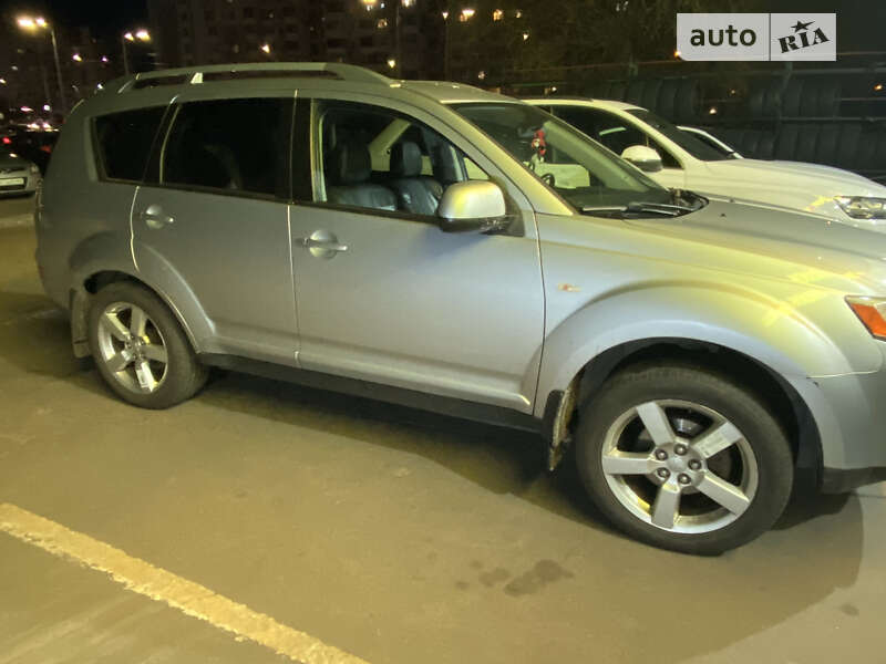 2008 mitsubishi outlander
