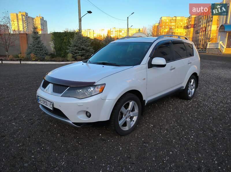 2008 mitsubishi outlander
