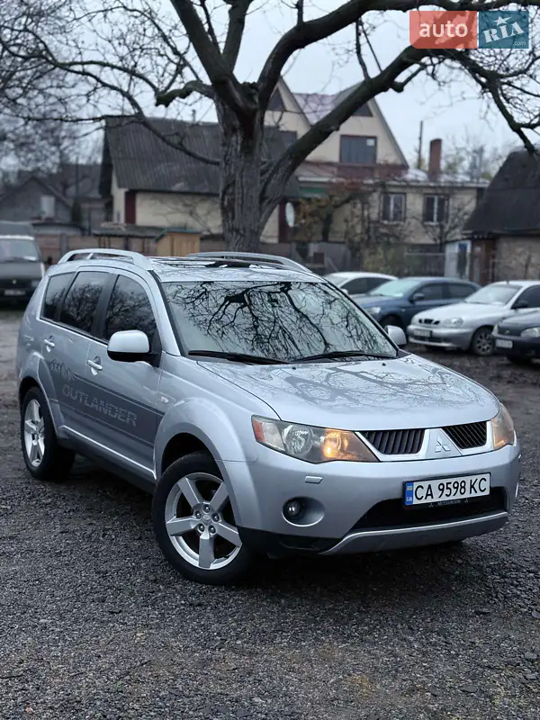 2008 mitsubishi outlander