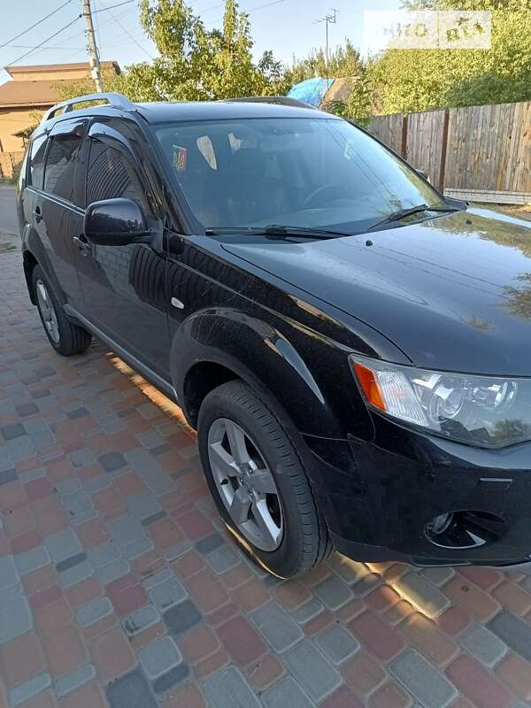 2008 mitsubishi outlander