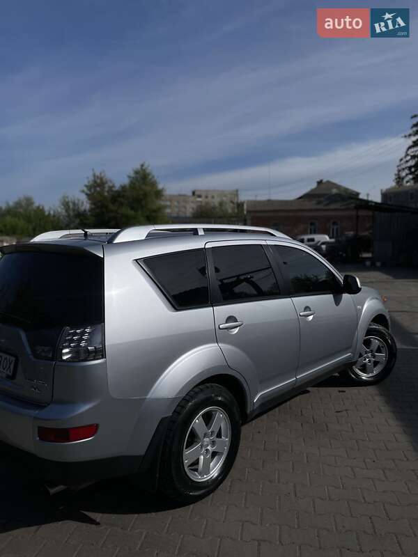2008 mitsubishi outlander