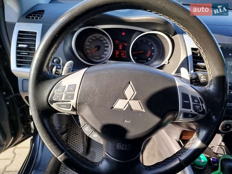 2008 mitsubishi outlander