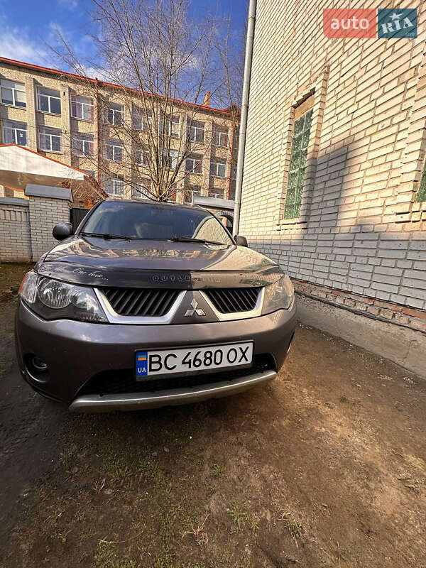 2008 mitsubishi outlander
