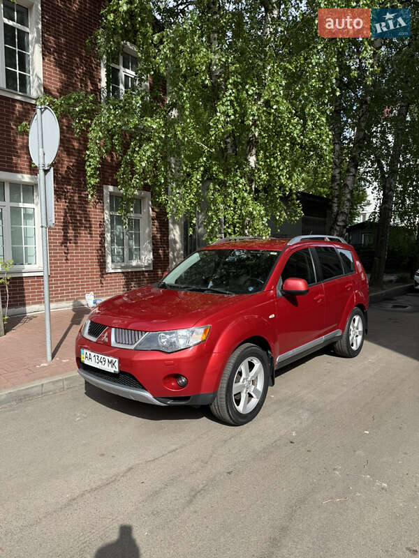 2008 mitsubishi outlander xl
