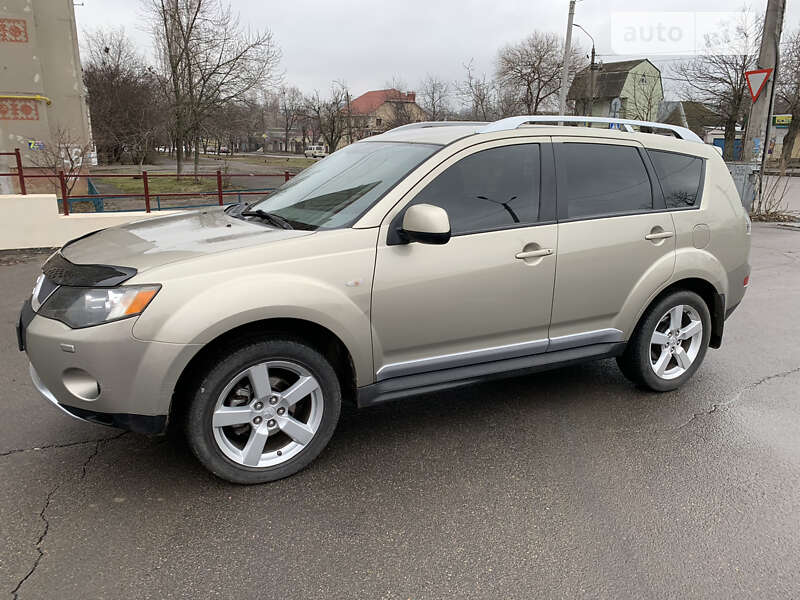 2009 mitsubishi outlander