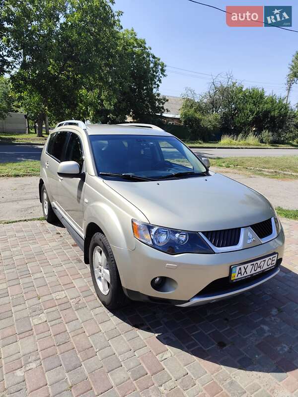 2009 mitsubishi outlander