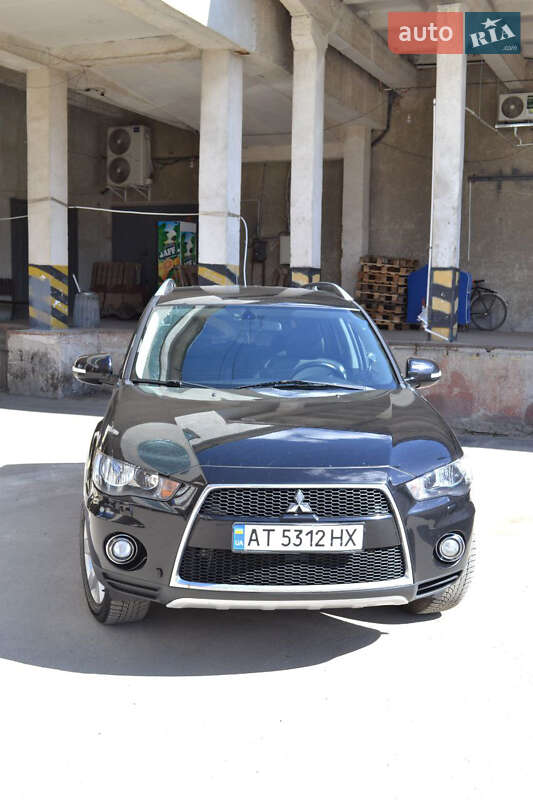2010 mitsubishi outlander