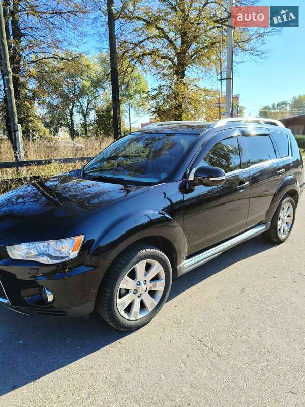 2010 mitsubishi outlander xl