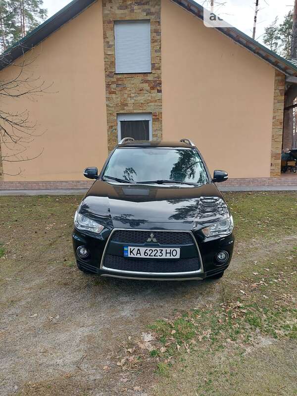 2010 mitsubishi outlander