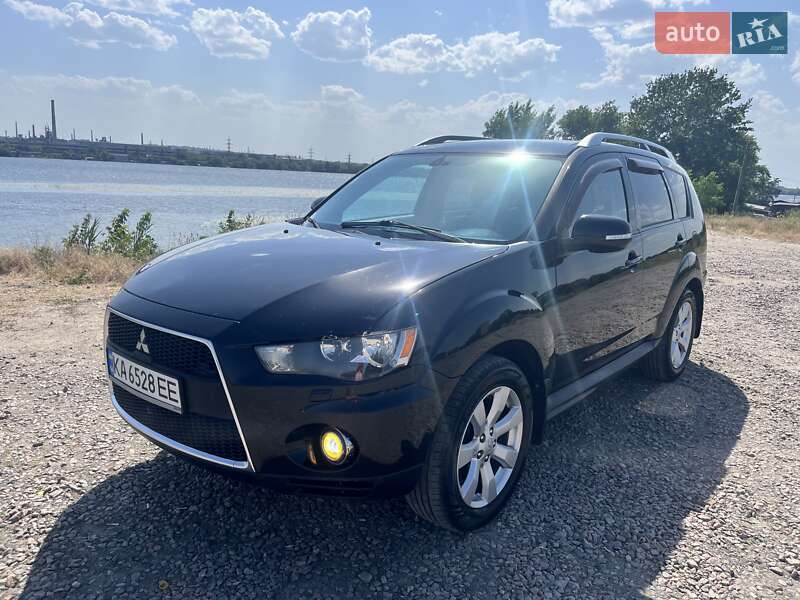 2010 mitsubishi outlander