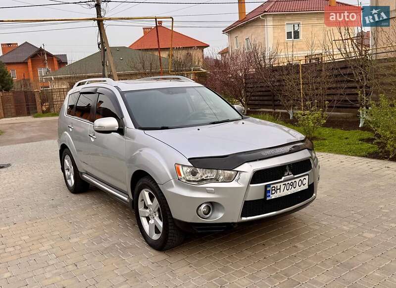 2010 mitsubishi outlander