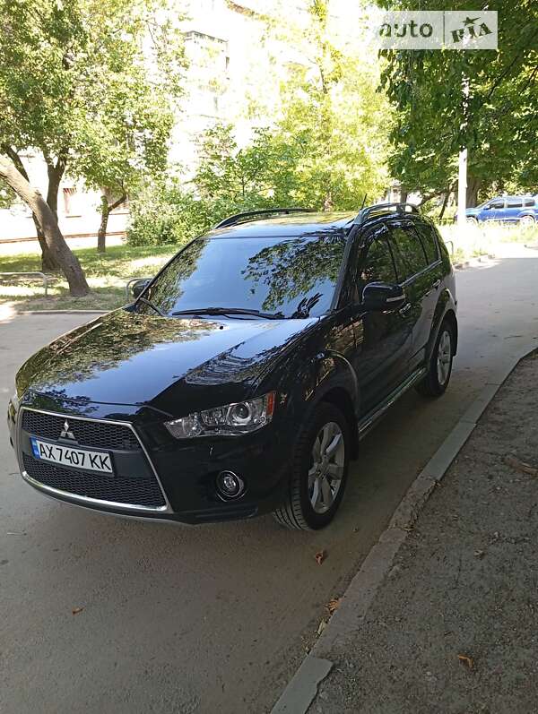 2010 mitsubishi outlander