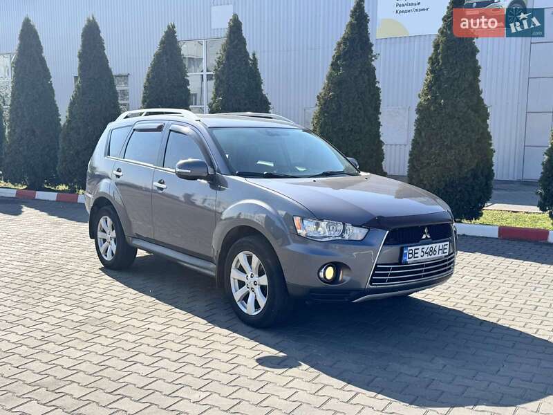 2010 mitsubishi outlander
