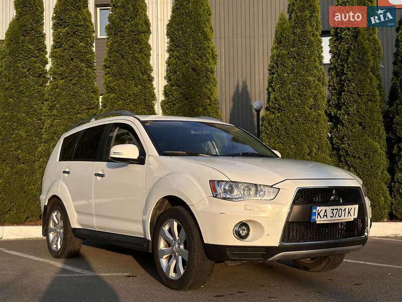 2010 mitsubishi outlander