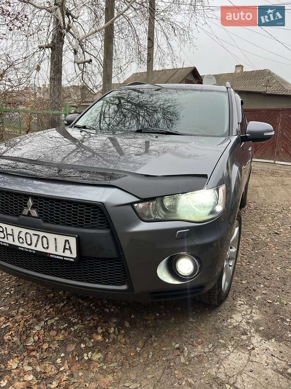 2011 mitsubishi outlander
