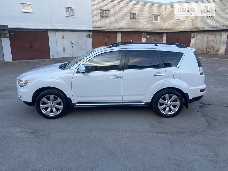 2011 mitsubishi outlander