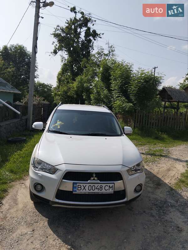 2011 mitsubishi outlander