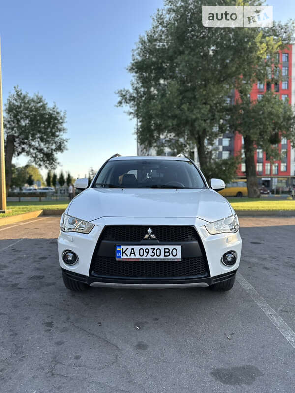 2011 mitsubishi outlander