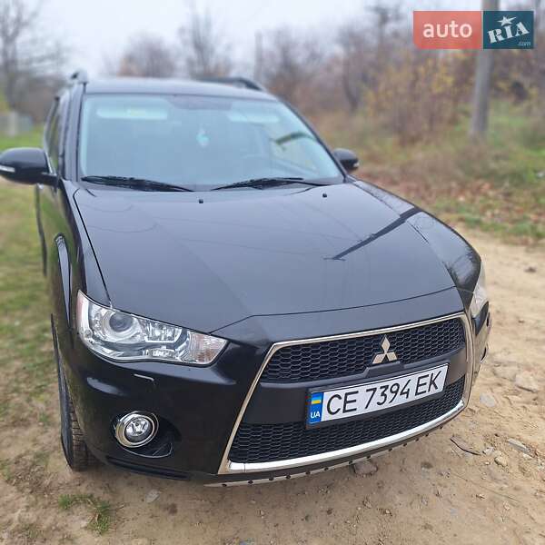 2012 mitsubishi outlander xl