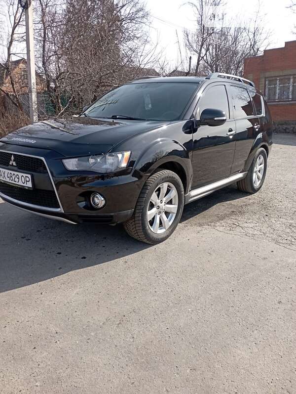 2012 mitsubishi outlander xl