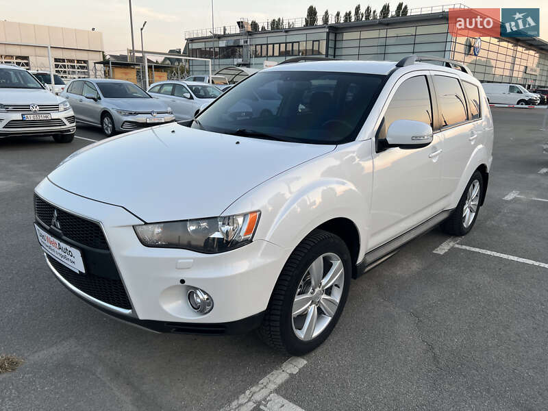 2012 mitsubishi outlander