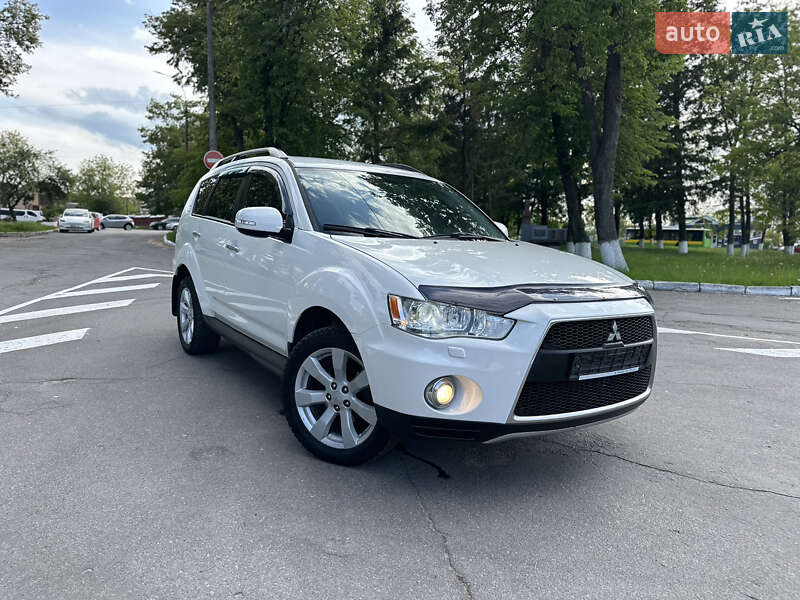 2012 mitsubishi outlander