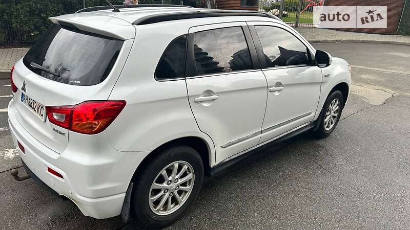 2011 mitsubishi asx