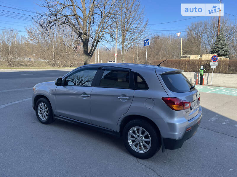 2010 mitsubishi asx