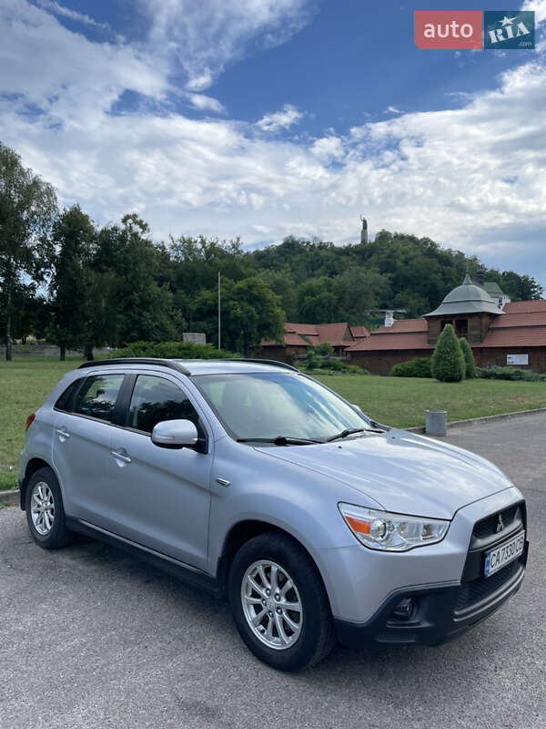 2011 mitsubishi asx