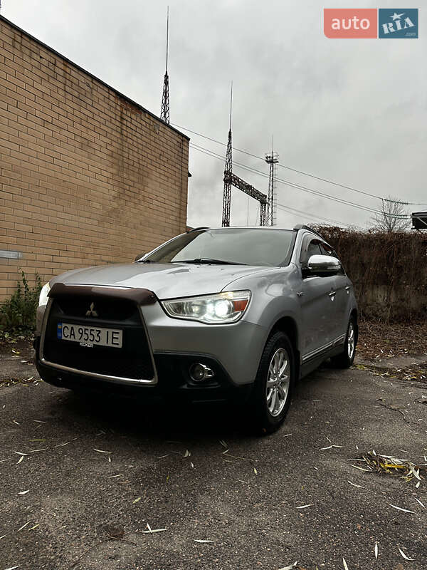 2011 mitsubishi asx