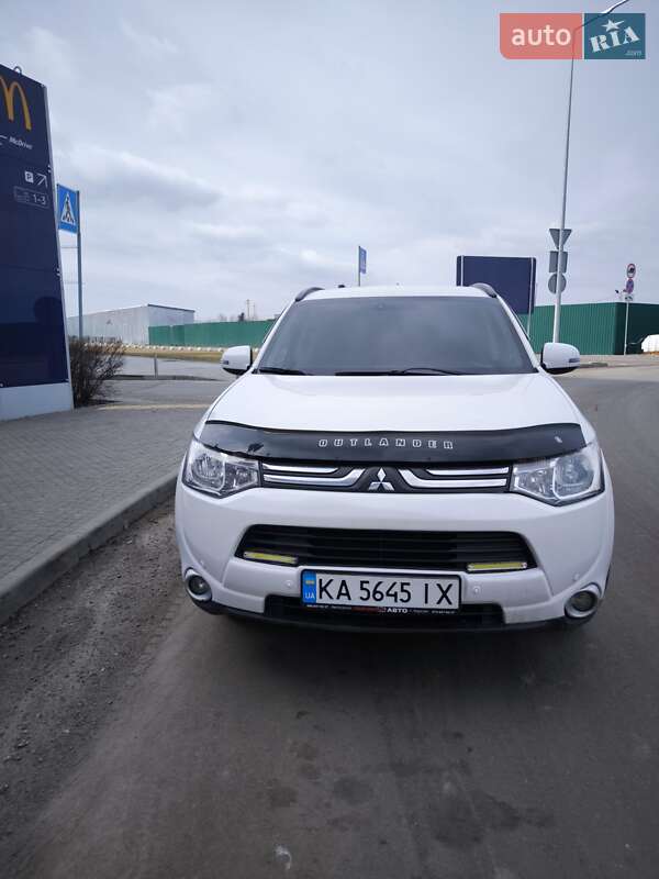 2012 mitsubishi outlander