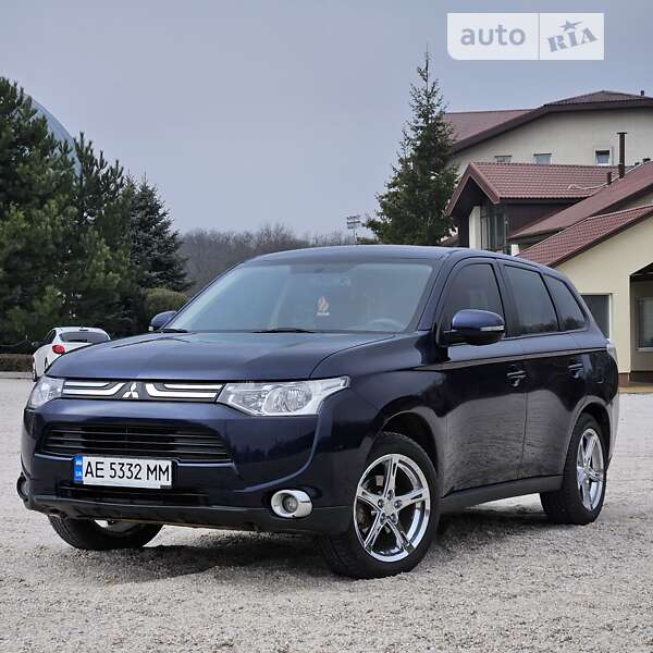2012 mitsubishi outlander