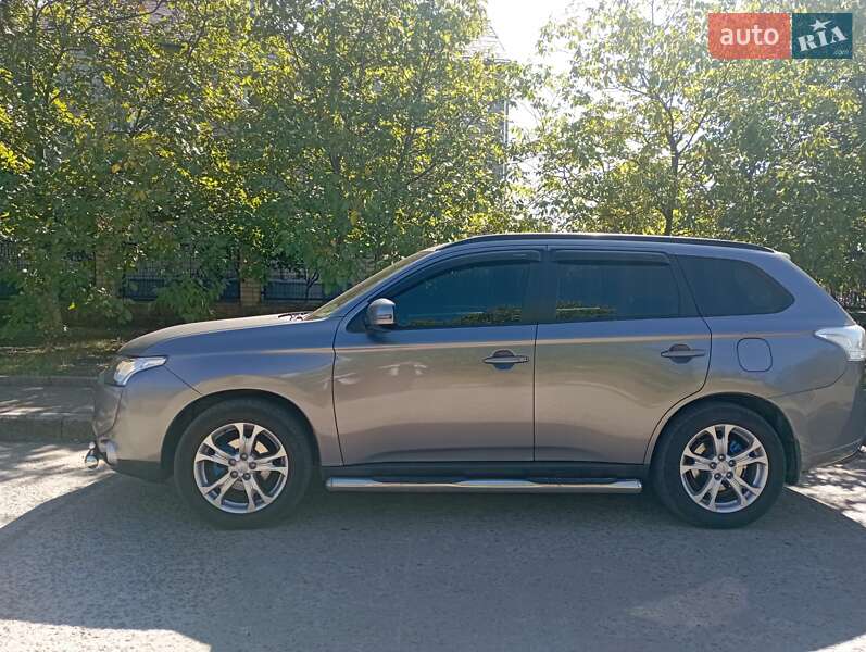 2013 mitsubishi outlander