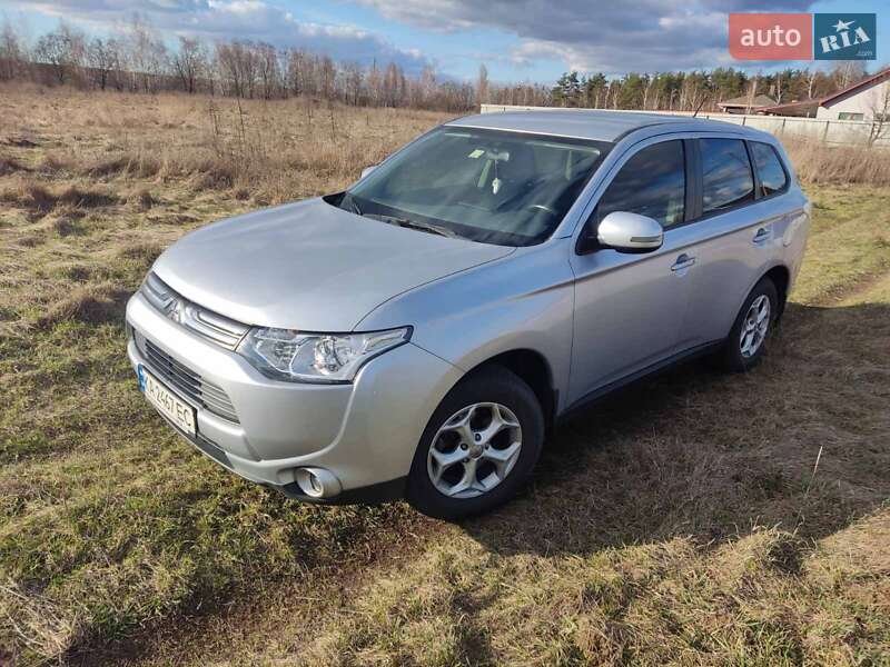 2013 mitsubishi outlander
