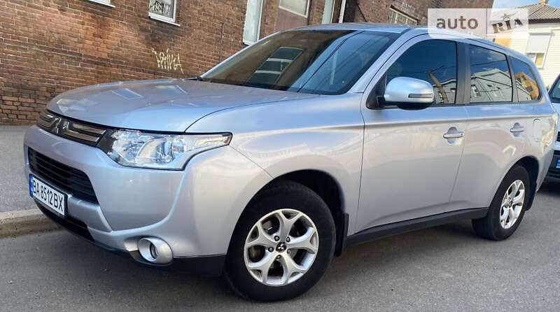 2013 mitsubishi outlander