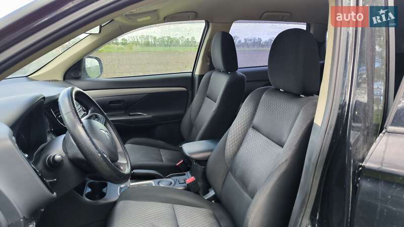 2015 mitsubishi outlander