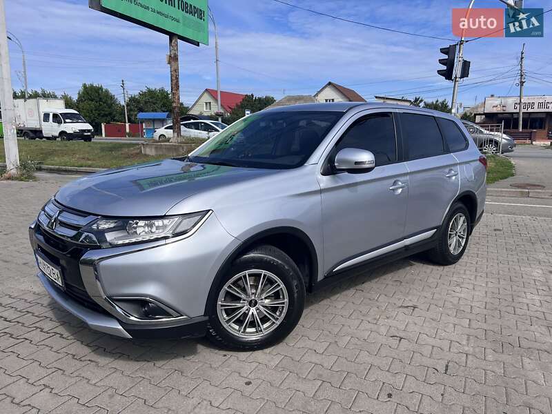 2016 mitsubishi outlander
