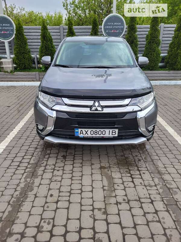 2016 mitsubishi outlander