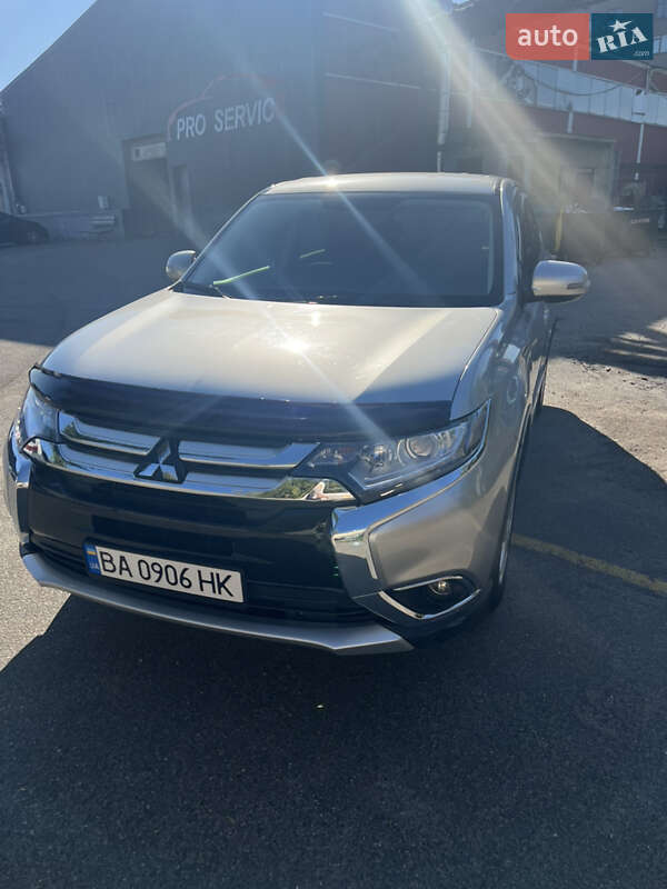 2017 mitsubishi outlander