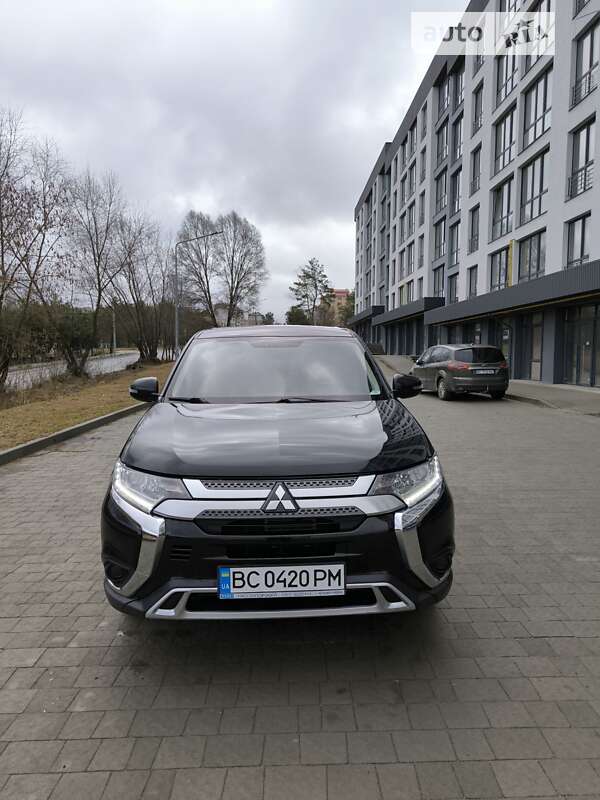 2018 mitsubishi outlander