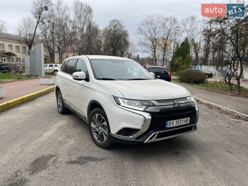2018 mitsubishi outlander