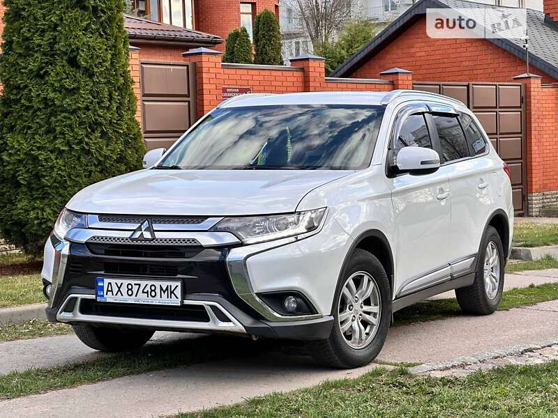 2018 mitsubishi outlander