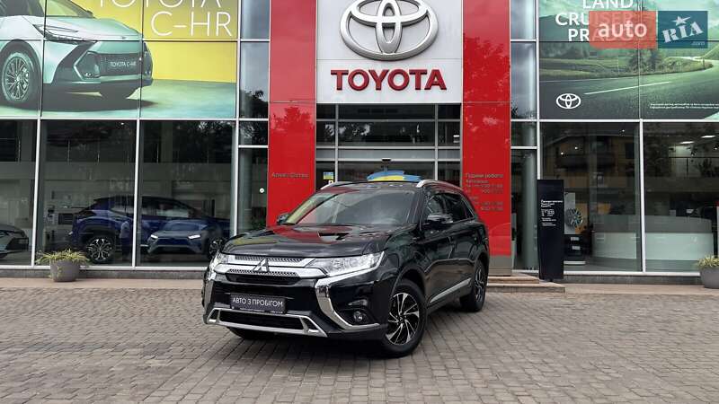 2018 mitsubishi outlander