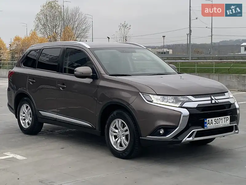 2018 mitsubishi outlander