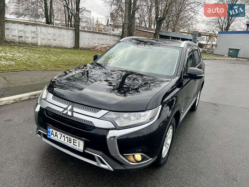 2018 mitsubishi outlander